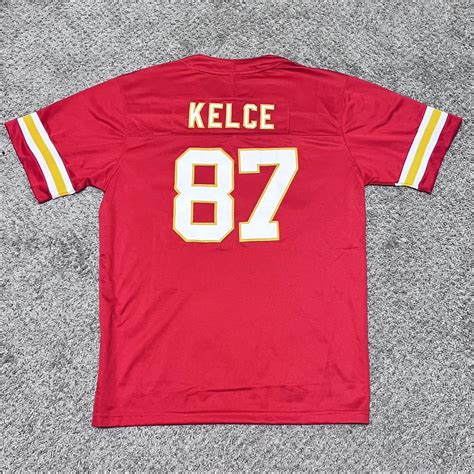 Travis Kelce Jersey says medium but fits... - Depop