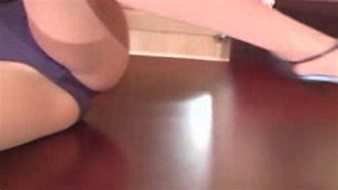 More Seamless Pantyhose Tease Porn Videos