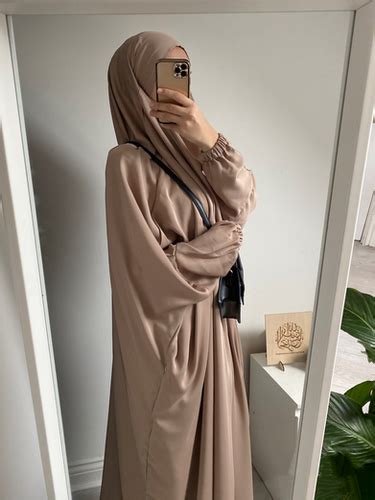 Luxury One Piece Jilbab In Nude With Pockets Muslimah Kouture