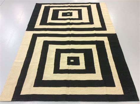 Notre Collection De Tapis Kilim Le Laboratoire Du Tapis