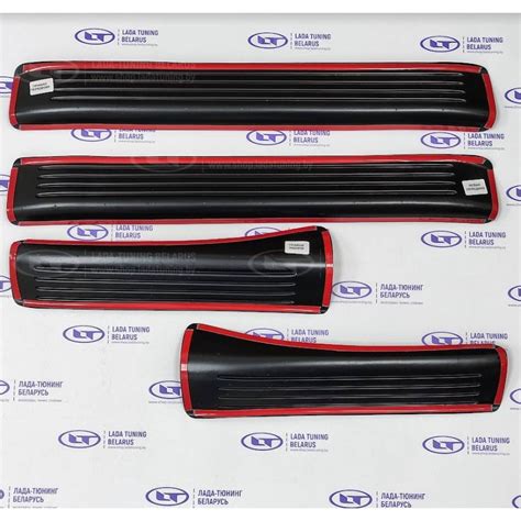 Накладки (4 шт.) в проёмы дверей (ABS) Renault DUSTER с 2021