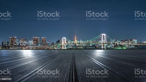 Tokyo City Scenery Platform Stock Photo - Download Image Now - Bridge ...