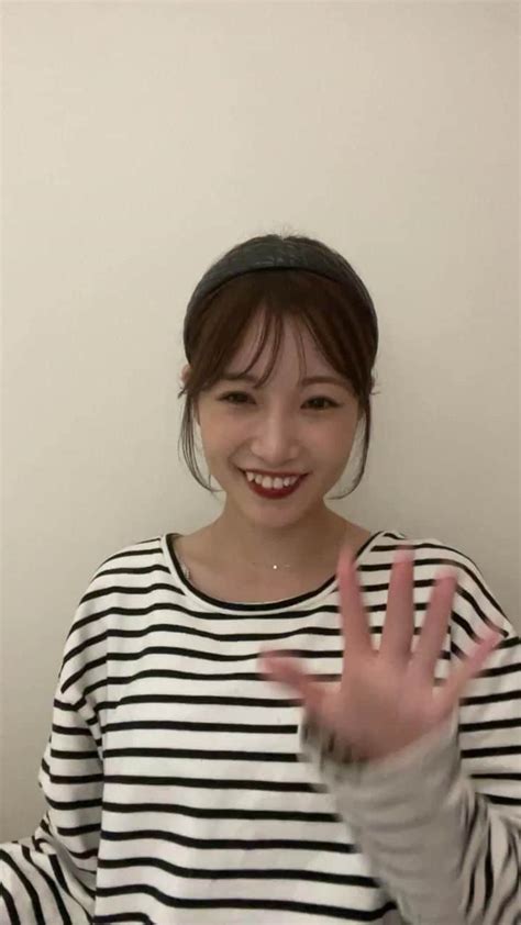 朝長美桜さんのインスタグラム動画 朝長美桜instagram「生配信中にsoldout 皆さん、本当にありがとうございました🥺🤍