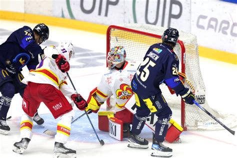 Jokerit Ja Kiekko Espoo Pakottivat Liigan Toimiin Liiga Lisenssit