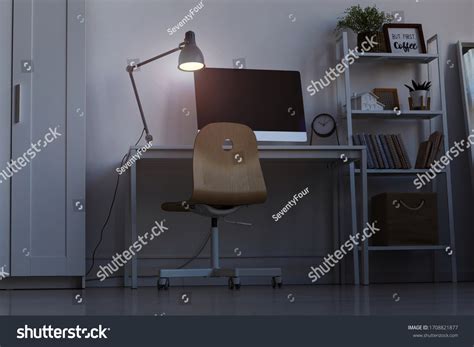 27,086 Home Office Night Background Images, Stock Photos & Vectors ...