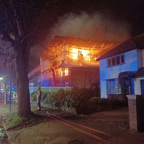 London Fire Brigade - This was the devastating scene in Chiswick
