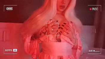 Linda Rubia Vestida Como Una Geisha Le Encanta Hacer Bromas Peachgardens XVIDEOS