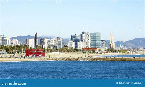 View of the Beach of La Nova Icaria, Barcelona Editorial Photo - Image ...