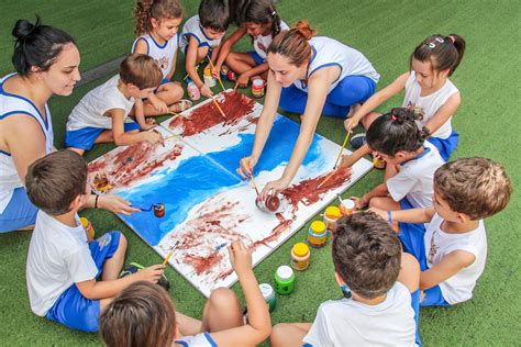 Aquarela Escola De Educação Infantil - Artes na Escola Infantil Aquarela em Piracicaba