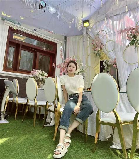 Bị nghi chuẩn bị lấy chồng hot girl Trâm Anh nói gì Báo Tri thức và Cuộc sống TIN TỨC PHỔ