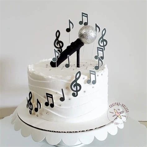 Pin by Karine on Déco gateaux in 2024 Music cakes Music themed cakes