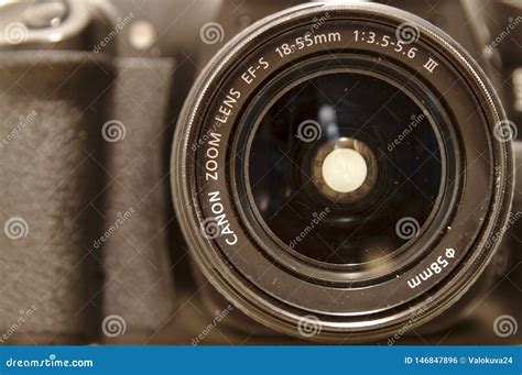 Canon 18 55mm Lens Editorial Photo Image Of Aperture 146847896