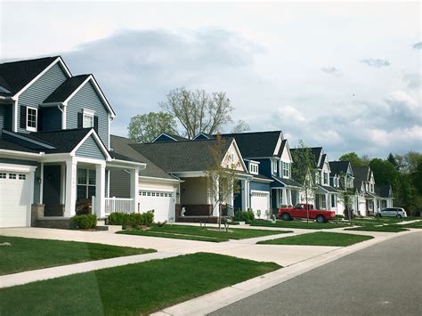 How to Make Suburbia More Walkable | TekWay | StrongGo - Tactile