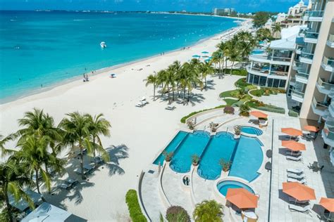 Seven Mile Beach Grand Cayman | Luxury Caribbean Property