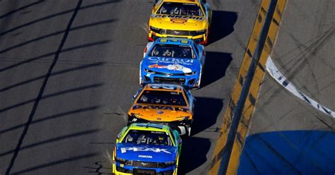 Daytona 500 Drivers Deliberately Slow Down As Tactic Takes Over