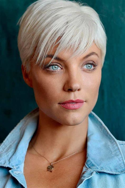 Blonde Pixie Haircuts Looks Like Katy Perry