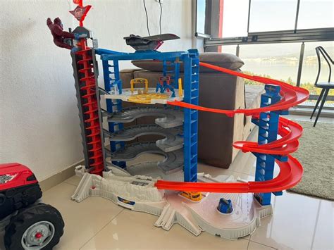Hot Wheels Ultimate Garaj Dev Kule Türkiye deki İkinci El Eşyaları Al