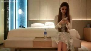 Watch 奶香四溢 素人巨乳 偷拍 大奶 业余 Asian Porn SpankBang