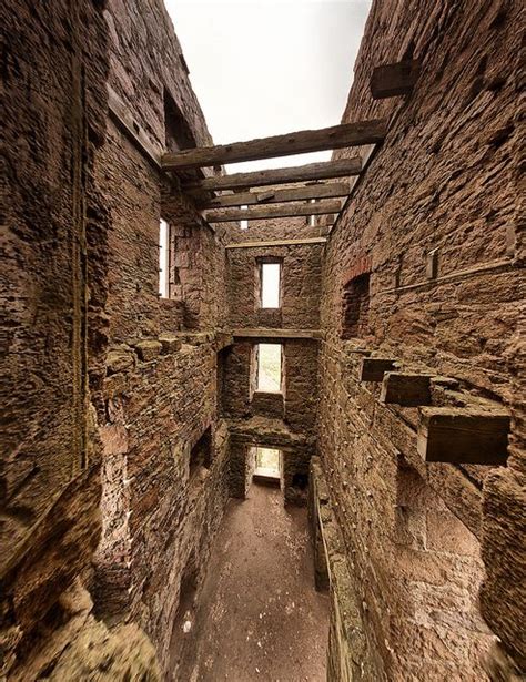 Slains castle interior p4152999 – Artofit