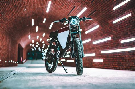 Onyx Rcr Electric Moped Thepack News The Pack Electric Motorcycle