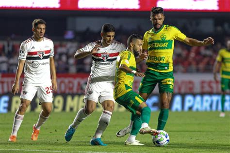 São Paulo faz jogo sonolento e fica no 0 x 0 o Cuiabá Metrópoles