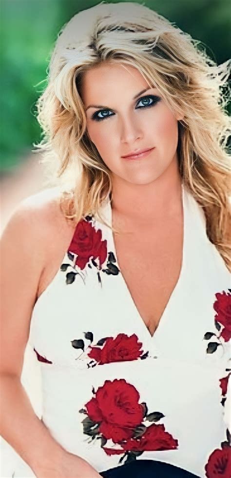 Pin by Amanda Morrow on Country SHEroes in 2025 | Country female