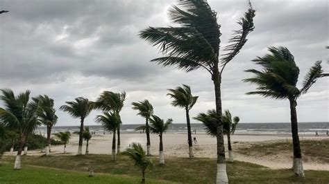 Marinha alerta sobre possibilidade de ventos fortes no Paraná veja