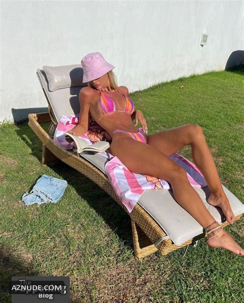 GABRIELLE ARAUJO Nude AZNude