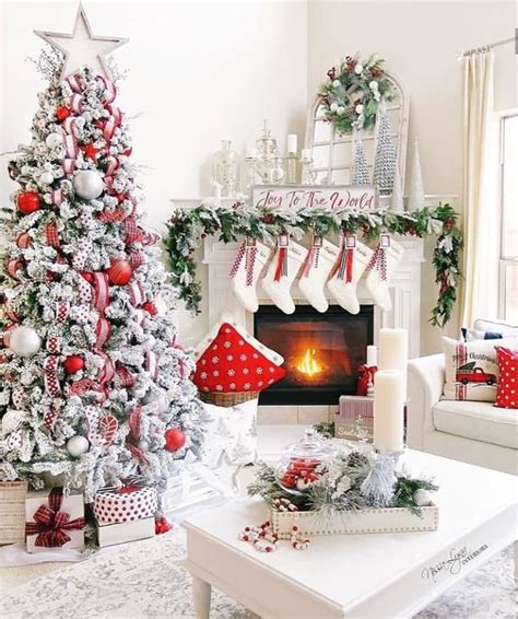 40+ Christmas Tree Decor Ideas - The Wonder Cottage