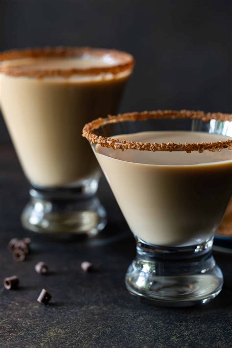 Chocolate Martinis With A Cocoa Rim Are The Perfect Sweet Ending To Any Meal Rimming A Glass In