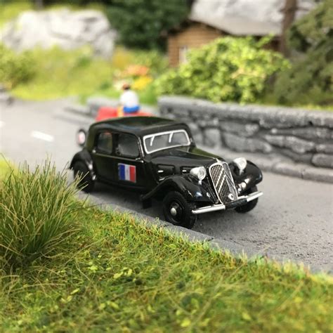 Citroën Traction 11A 1935 Drapeau Croix de Lorraine HO 1 87 SAI 6171