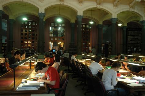 La Biblioteca Nacional De Maestros Reabre Sus Puertas Para La Comunidad