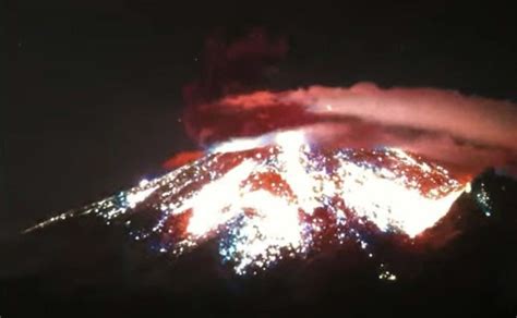 As Se Vio La Explosi N Del Popocat Petl Hoy Por Web Cam