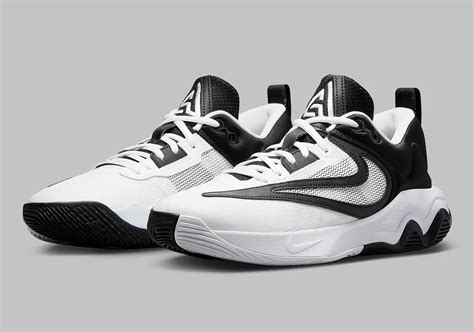 Nike Giannis Immortality 3 - eabasketstore.ru - товары для баскетбола ...