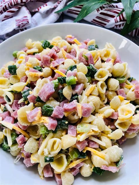 5 Ingredient Ham Pasta Salad ⋆ Nelliebellie