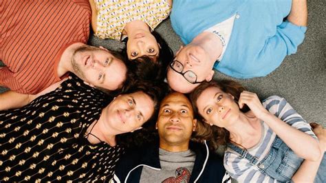 'Don't Think Twice' Trailer: Mike Birbiglia Goes Deep Into The World Of ...