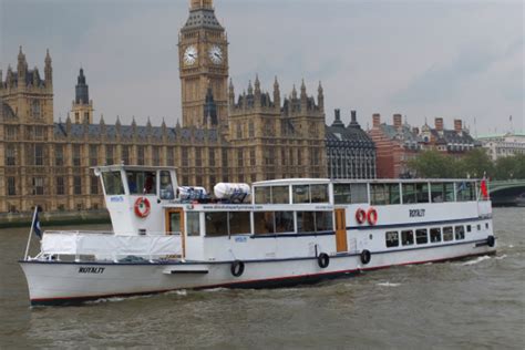 Thames Boat Images