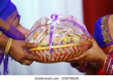 Traditional South Indian Hindu Marriage Rituals Stock Photo 1930748228 ...