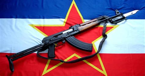 История "Автомата Калашникова" :: Издательство Русская Идея