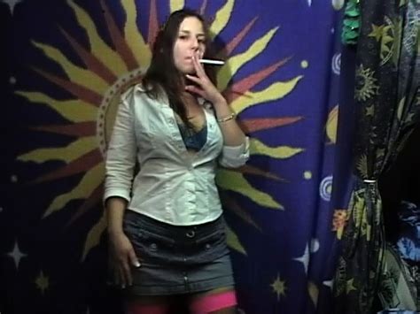 MILF And Swinger Amateur Porn Lynne Smoke Dance MOV