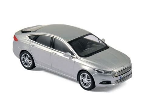 Norev NV270538 FORD MONDEO 2014 LIGHT GREY METALLIC 1 43 Modellino