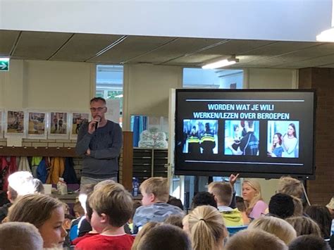 Opening Kinderboekenweek SBO De Klimboom