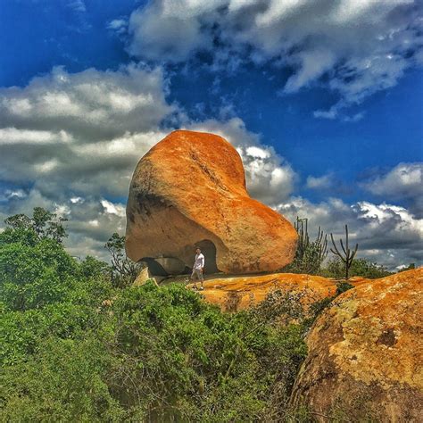 Pedra em formato de nariz é atração em Cerro Corá RN notícias em