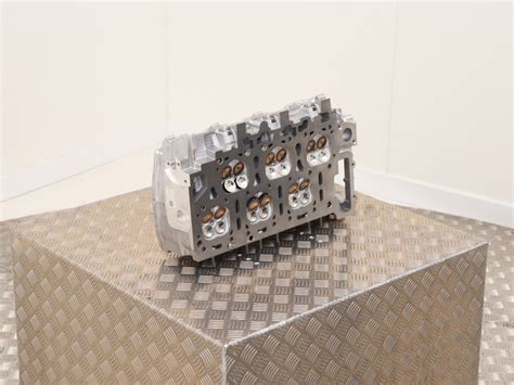 Cylinder Head Volkswagen Passat Cc Fsi R V V Motion H Dx