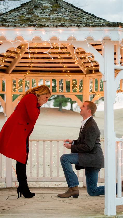 National Proposal Day - Happily Connected