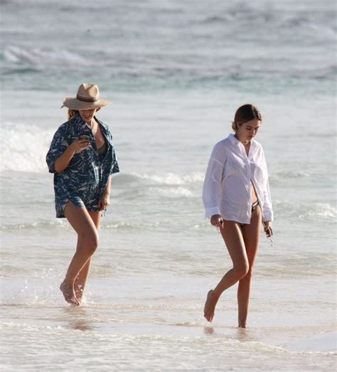 Delilah Belle Hamlin Bikini The Fappening Leaked Photos