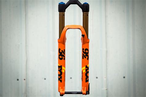 First Impressions: 2018 Fox 36 - BikeMag