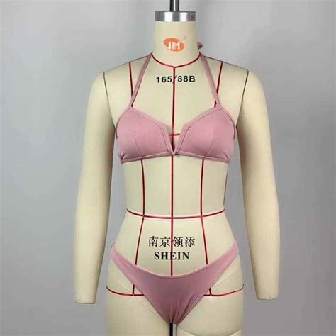 Custom Hot Sexy Halter Bikini Two Piece Backless Swimsuit For Women Quick Dry Eco Friendly