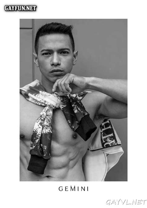 thai gay magazine 全裸 photo BoyFriendTV