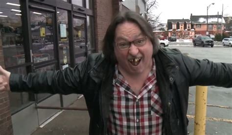 Don T Tell This Canadian Man How Much He Should Be Drinking Free Beer And Hot Wings